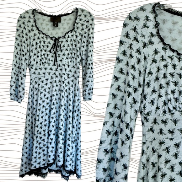 Hot Topic Dresses & Skirts - LNC! Miss Peregrine’s Hot Topic Light Aqua Lace Trim Bee & Watch Print Dress 🦋🖤